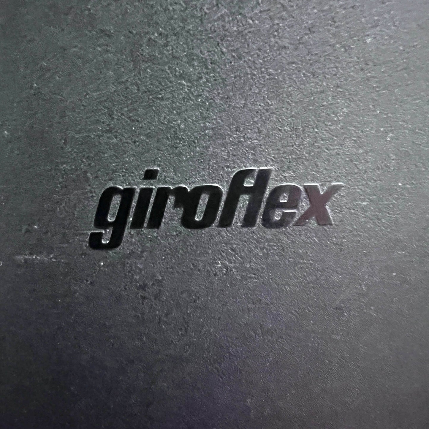 Konferenzstuhl Giroflex 16, Leder rot mit 2 Rollen, Q1