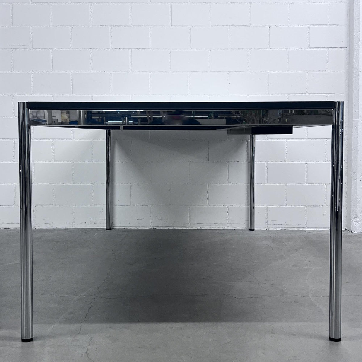USM Haller Advanced Tisch, Kunstharz Perlgrau, 200x100cm
