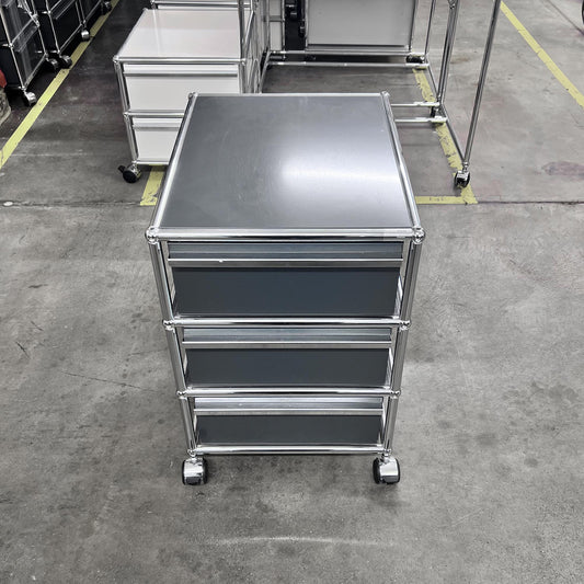 USM Rollkorpus, Anthrazitgrau, 3 A6 Schubladen