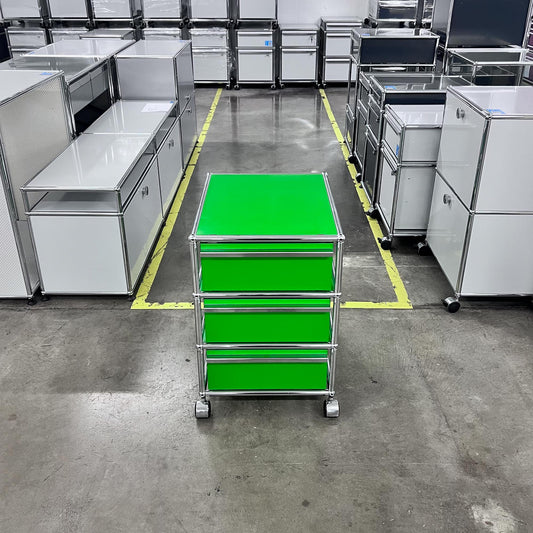 USM Rollkorpus, Grün, 3 A6 Schubladen, Q1