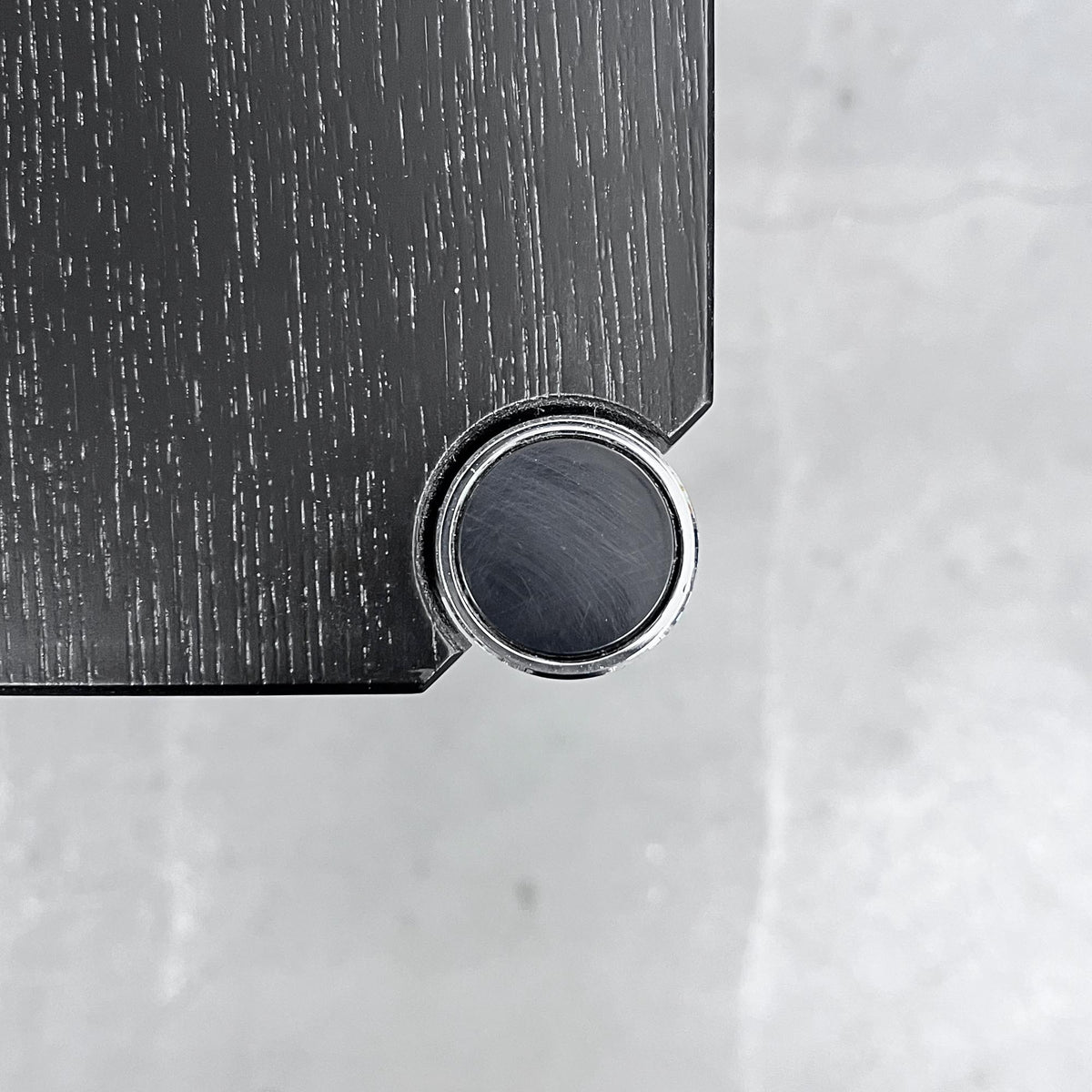 USM Haller Tisch, Eiche Schwarz furniert, 150x75cm