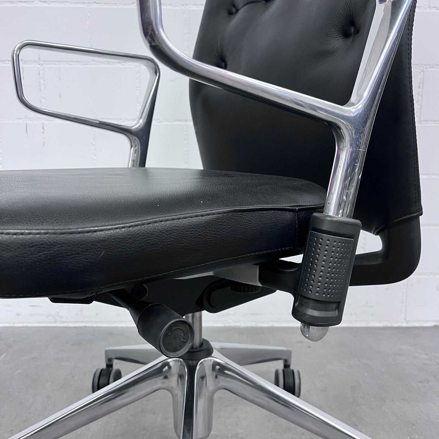 Bürodrehstuhl ID Trim L, Leder Schwarz, Antonio Citterio, Vitra, top Zustand