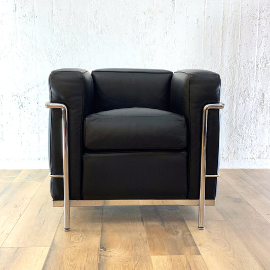 Sessel Le Corbusier LC2, Leder-schwarz