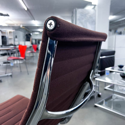 Eames Aluminium Chair Lounge, Herman Miller, Hopsak, braun