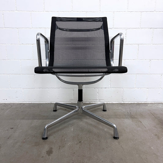 Eames Aluminium Chair EA 108, Vitra, Netz, Schwarz, Q3