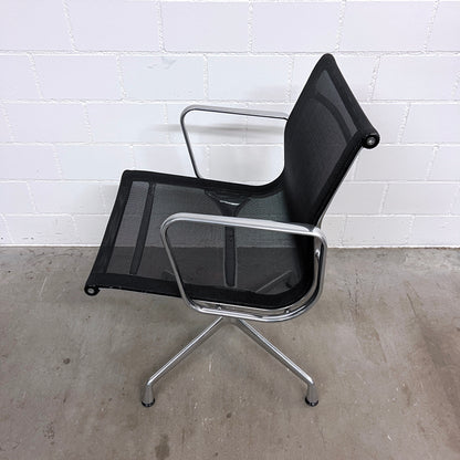 Eames Aluminium Chair EA 108, Vitra, Netz, Schwarz, Q3