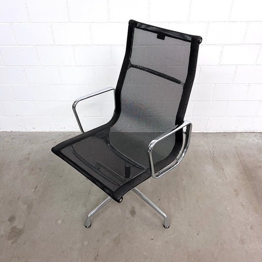 Eames Aluminium Chair Conference EA 108, Vitra, Netz, Schwarz