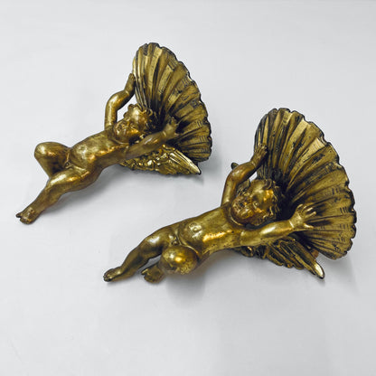 Zwei Engel mit Muscheln, Wanddekoration