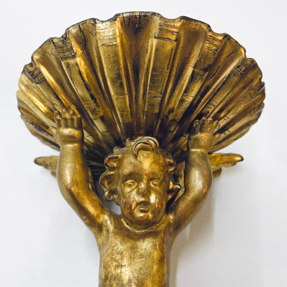 Zwei Engel mit Muscheln, Wanddekoration