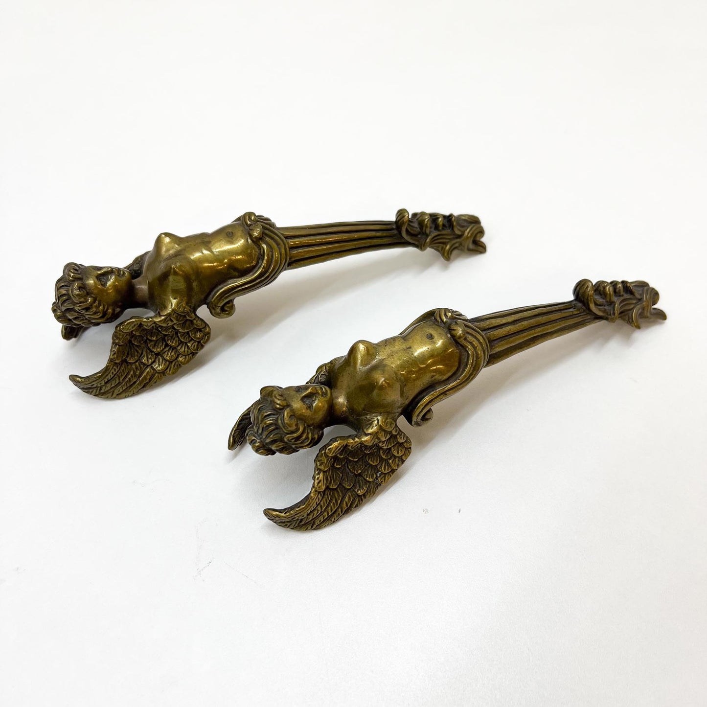 Engelfiguren-Paar, Messing