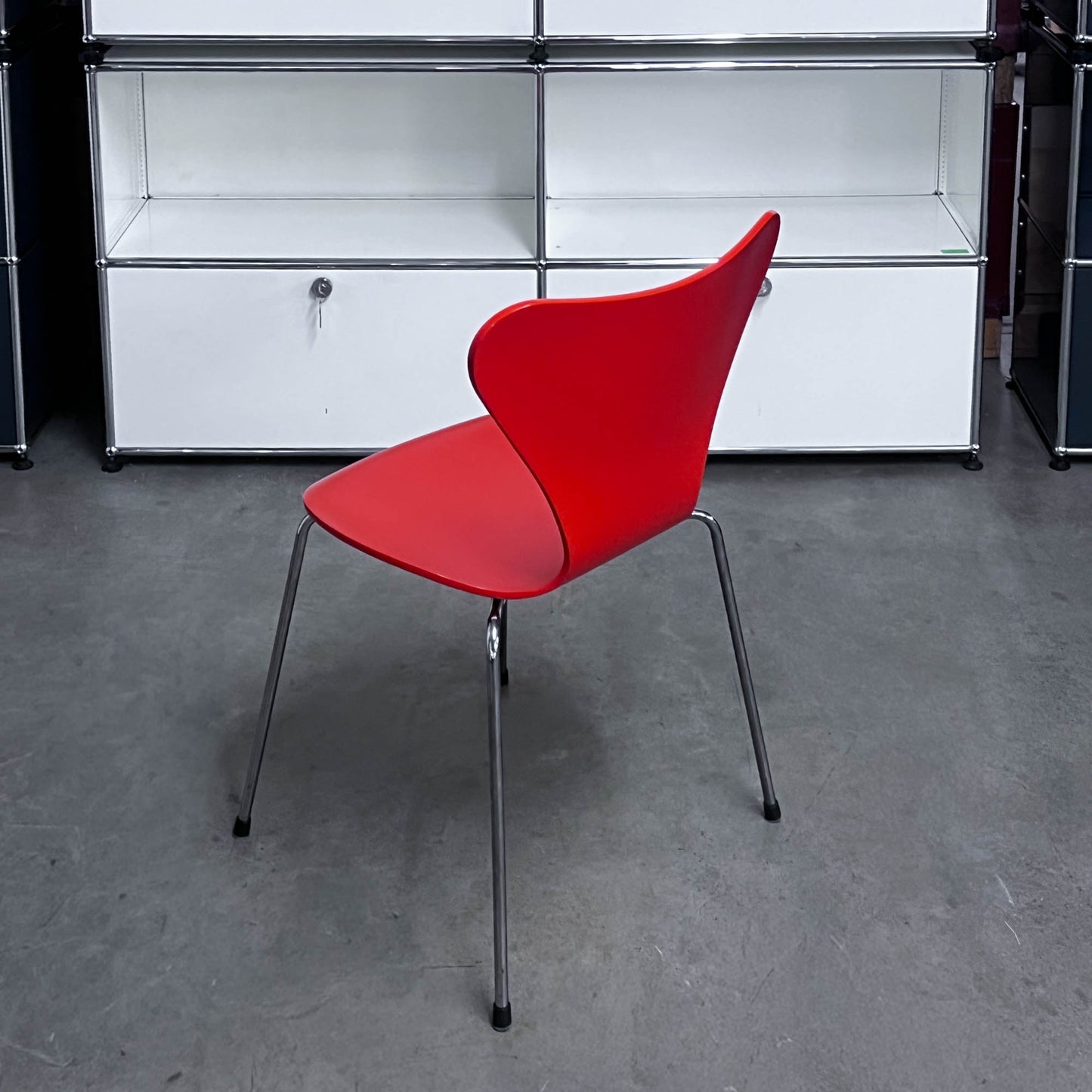 Fritz Hansen Serie 7 Stuhl, rot