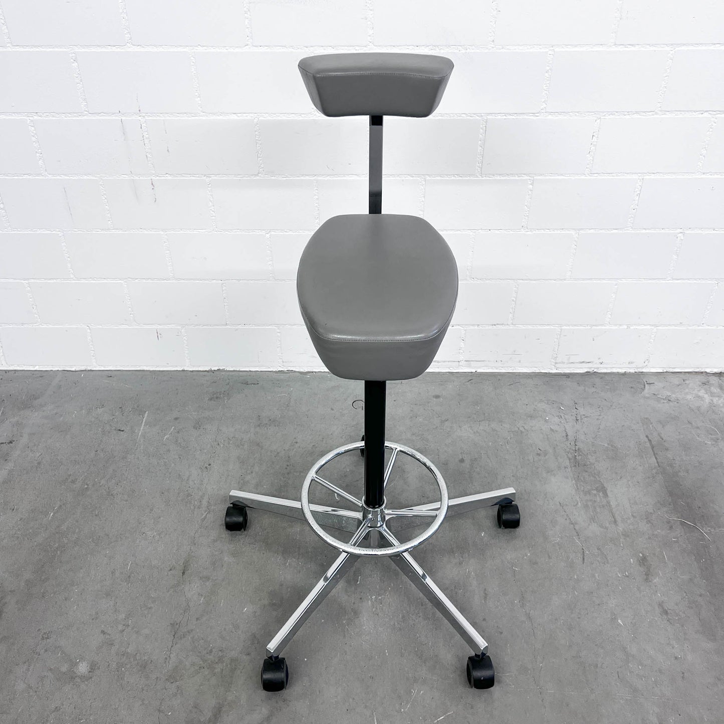 George Nelson Perch Stuhl, Leder grau, Vitra