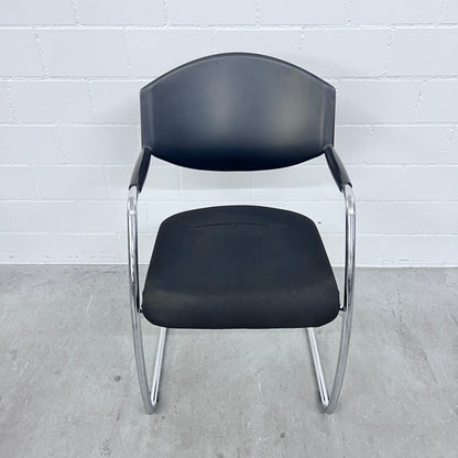 Giroflex 16 Freischwinger Stuhl schwarz Solutionpool