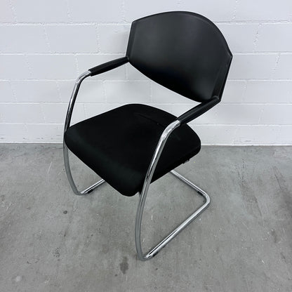 Giroflex 16 Freischwinger Stuhl schwarz Solutionpool