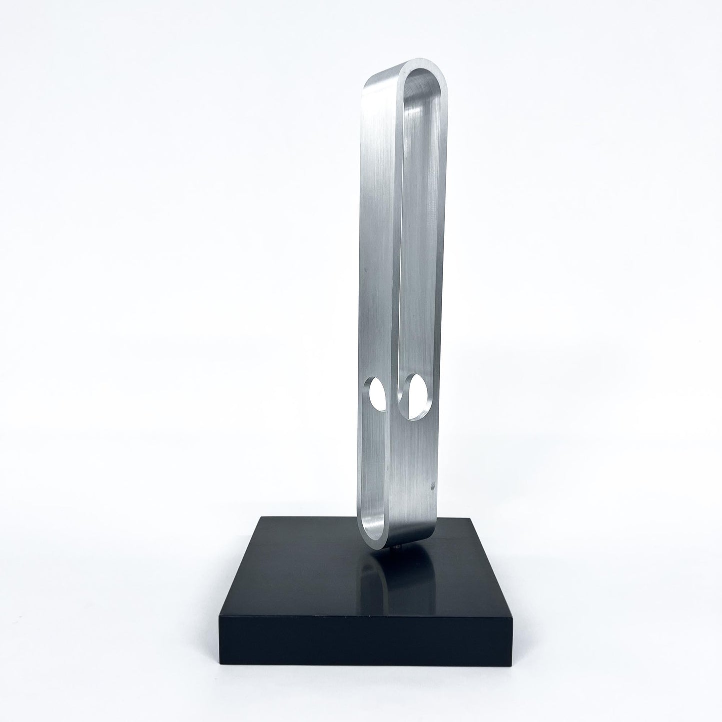 Aluminium Stele, Knut Hesterberg