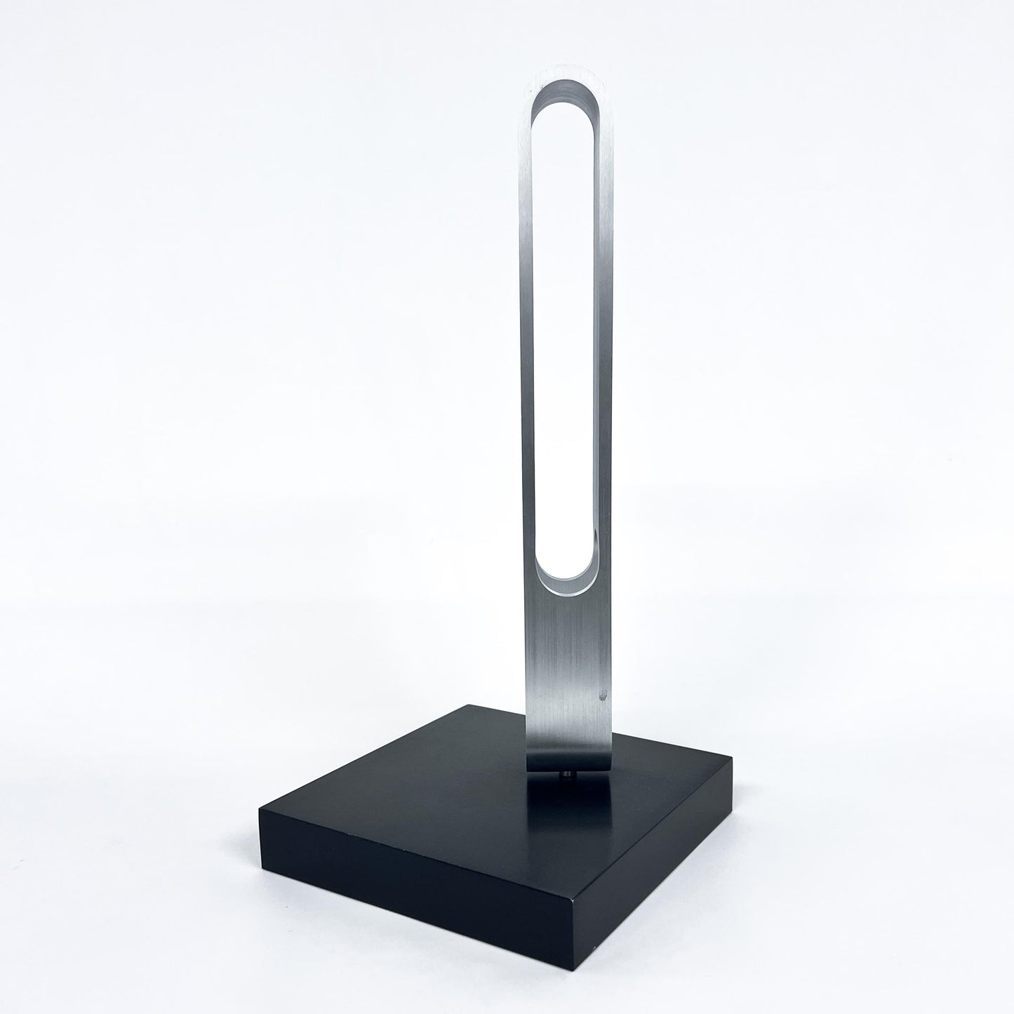 Aluminium Stele, Knut Hesterberg