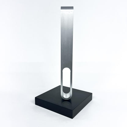 Aluminium Stele, Knut Hesterberg