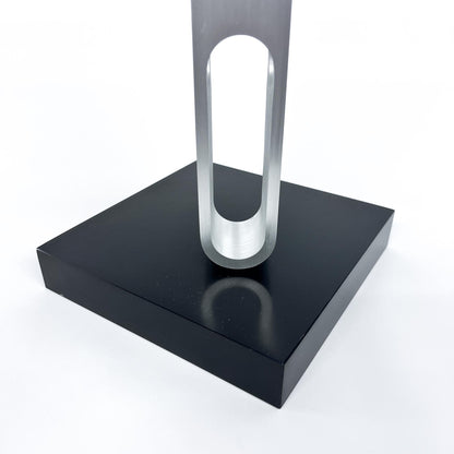 Aluminium Stele, Knut Hesterberg