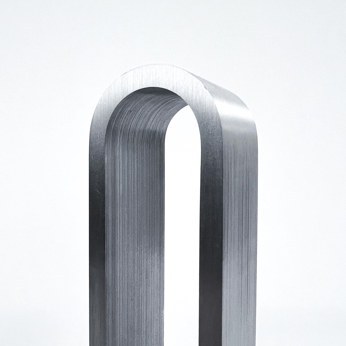 Aluminium Stele, Knut Hesterberg