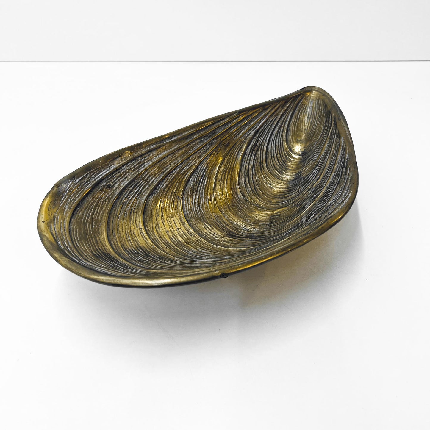 Messing Schale in Muschelform