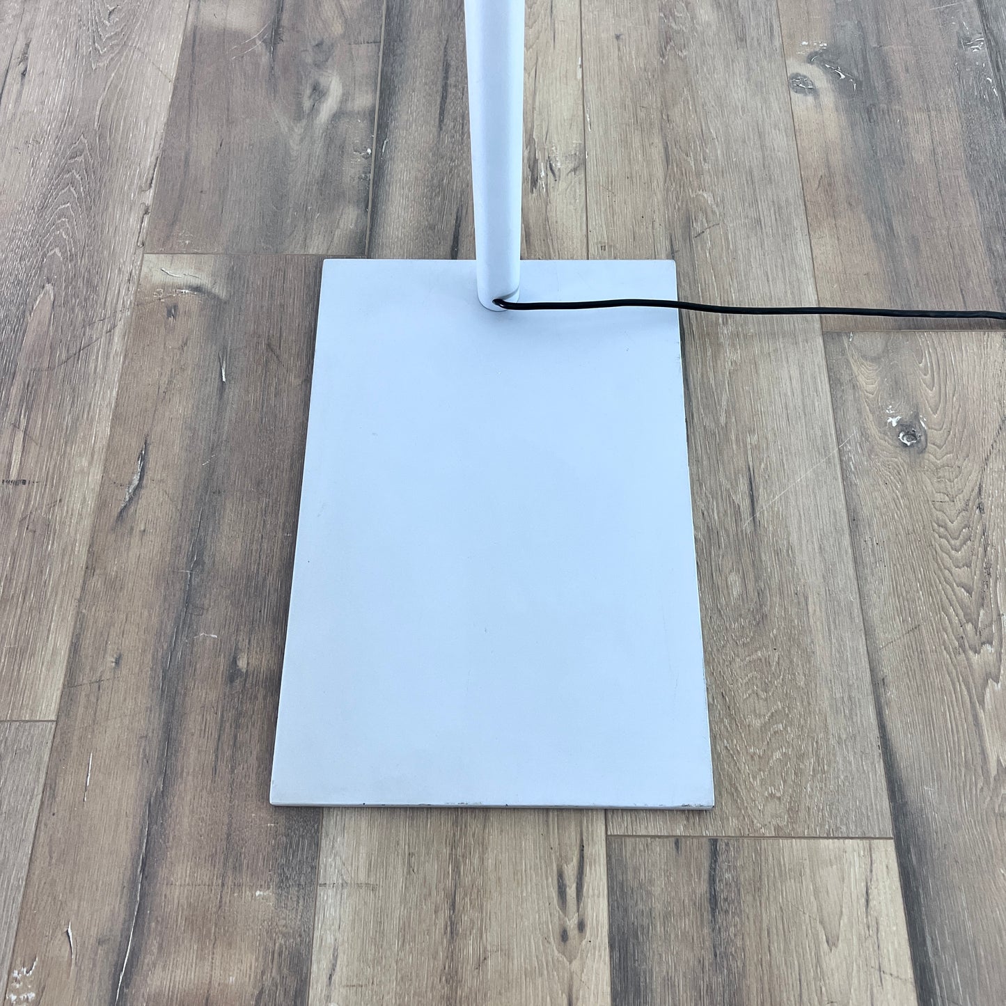 NYX Karboxx Linea Terra Buero Stehleuchte grau Solutionpool