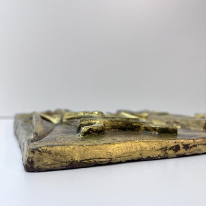 Relief-Bild mit Engeln aus Tonerde, goldfarbig