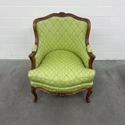 Sessel im Louis XV-Stil, grün, neu bezogen und gepolstert