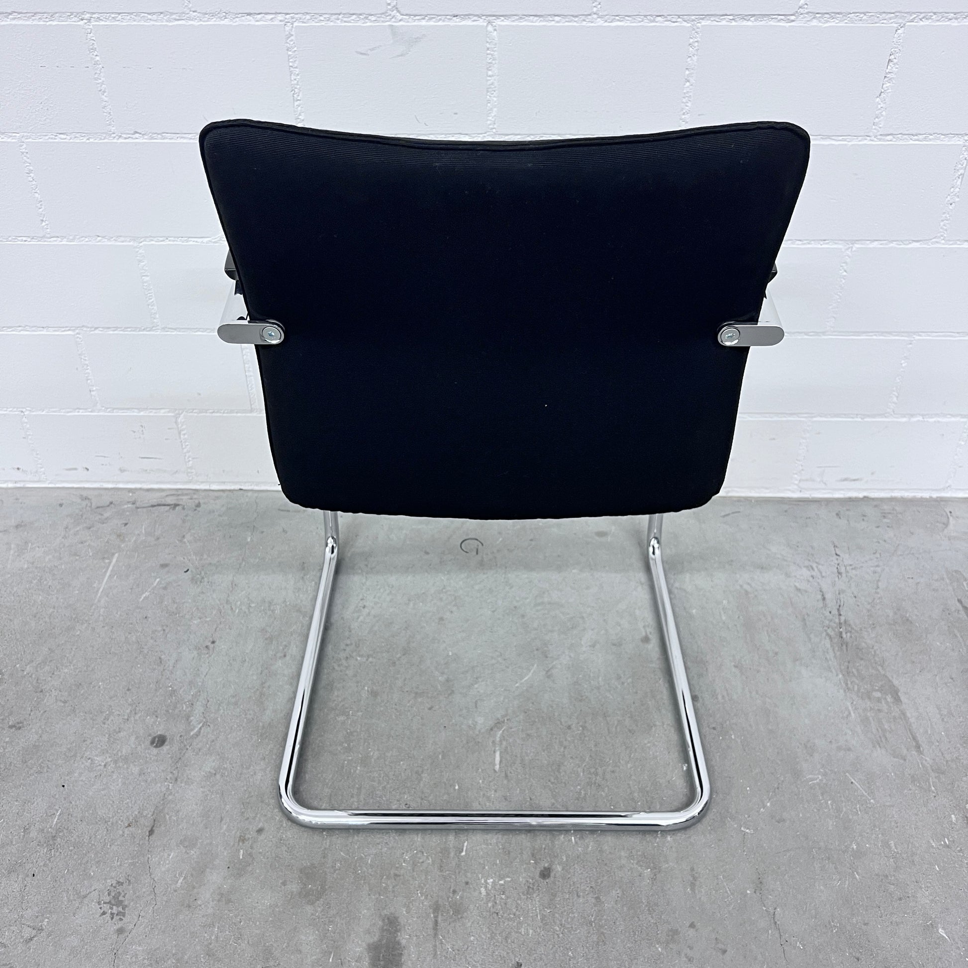 Thonet S78/S79 Freischwinger Stuhl Stoff schwarz Solutionpool