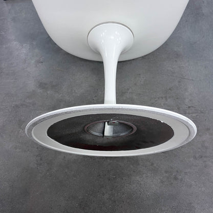 Tulip Armlehnstuhl, Eero Saarinen, Knoll International, Q1