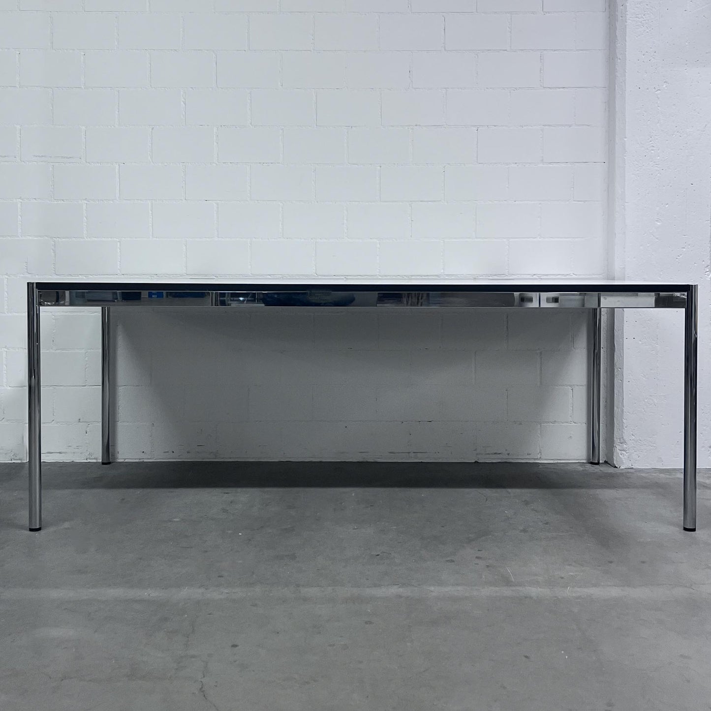 USM Tisch Advanced, Kunstharz Perlgrau, 200x100cm