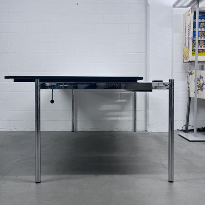 USM Tisch Advanced, Kunstharz Perlgrau, 200x100cm