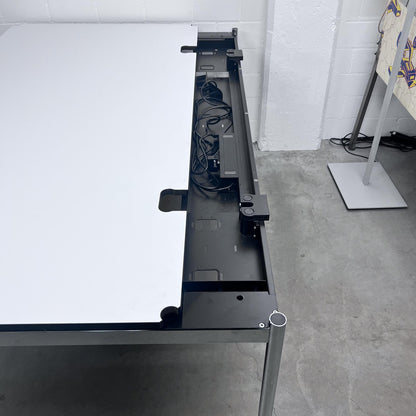 USM Tisch Advanced, Kunstharz Perlgrau, 200x100cm