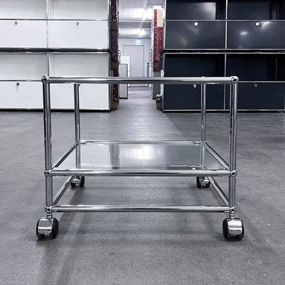 USM Beistelltisch auf Rollen, Q1