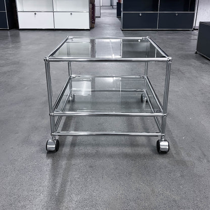 USM Beistelltisch auf Rollen, Q1