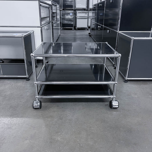 USM Beistelltisch auf Rollen, Graphitschwarz, Q2