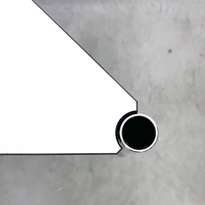 USM Dreieckstisch, Kunstharz Perlgrau, 75x75cm, Q2