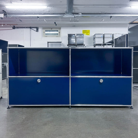 USM Regal, Stahlblau mit 2 Klapptüren, Q1