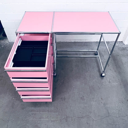 USM Home-Office-Pult, rosa, 4 A6 Schubladen, neuwertig