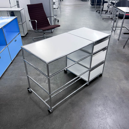 USM Home-Office-Pult, Reinweiss, 2 A5, 1 A6 Schubladen, Q1