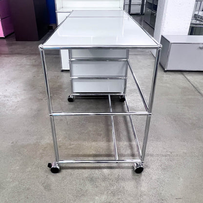 USM Home-Office-Pult, Lichtgrau, 4 A6 Schubladen, Q1