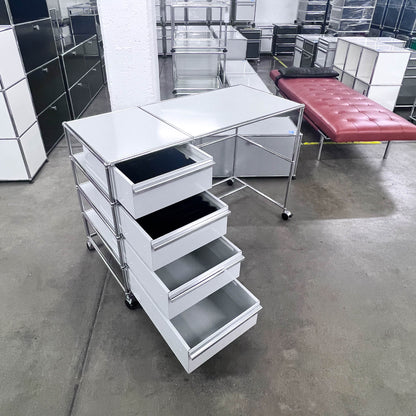 USM Home-Office-Pult, Lichtgrau, 4 A6 Schubladen, Q1