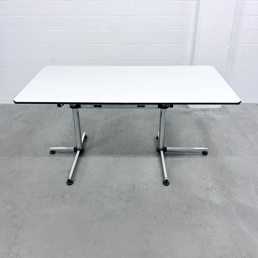 USM Kitos Tisch, 150x75cm, Kunstharz Perlgrau, Q1