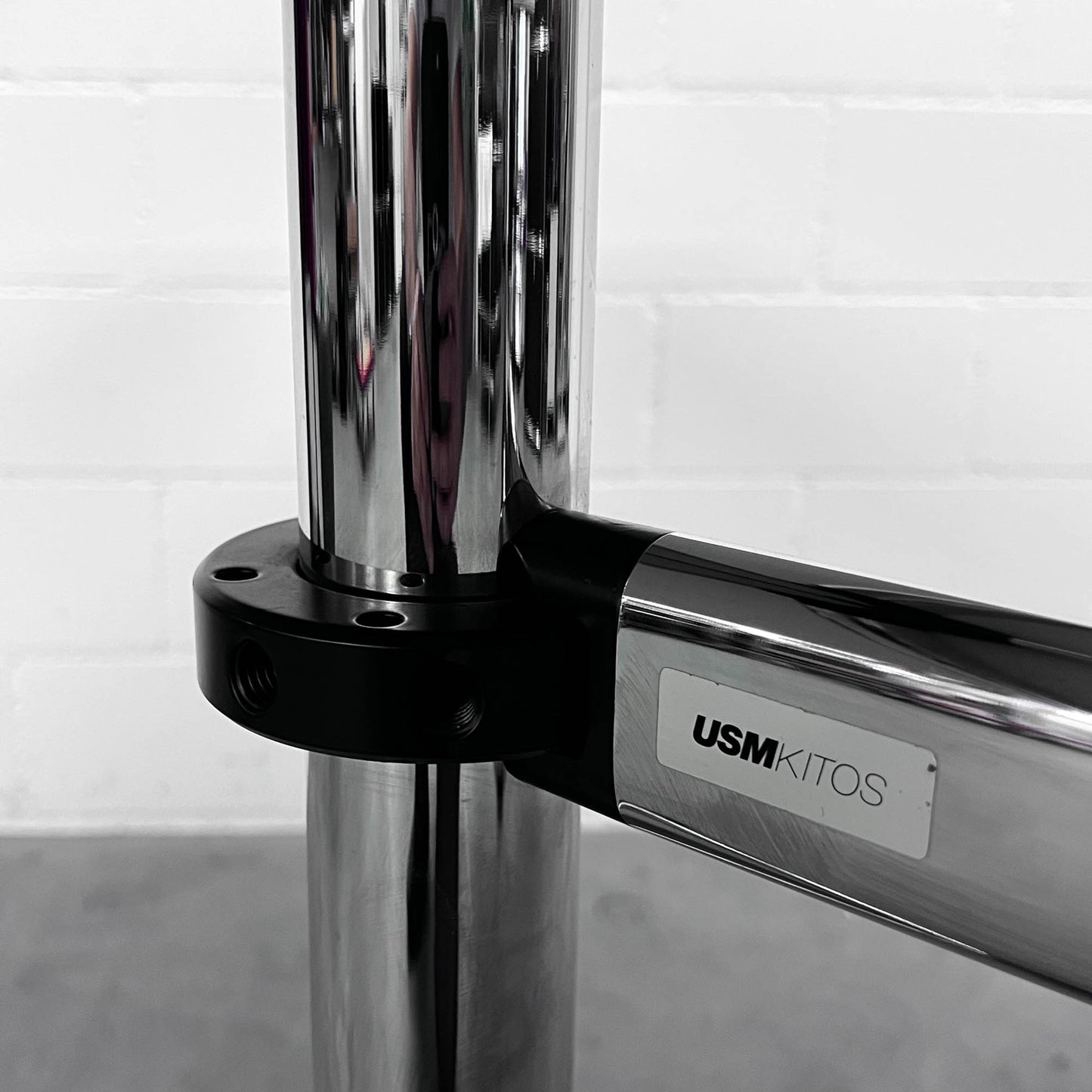 USM Kitos Tisch, 150x75cm, Kunstharz Perlgrau, Q1