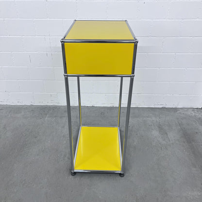 USM Konsole, Goldgelb, Klapptür, 50cm