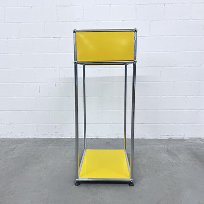 USM Konsole, Goldgelb, Klapptür, 50cm