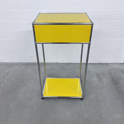 USM Konsole, Goldgelb, Klapptür, 50cm