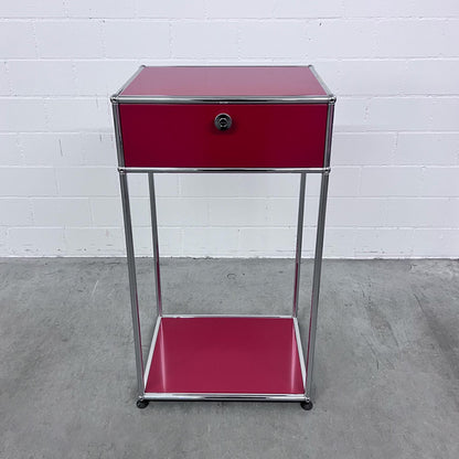 USM Konsole, Rubinrot, Klapptür, 50cm