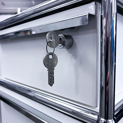 USM Korpus, reinweiss, A4, A6 Schubladen, Q1