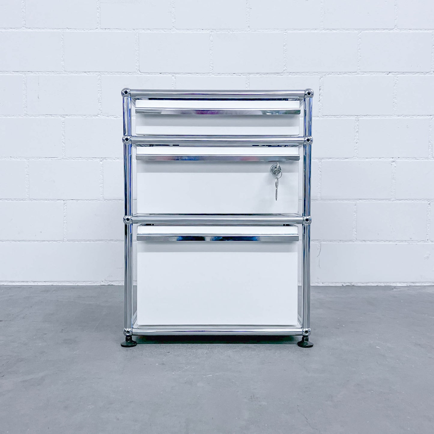 USM Korpus, Reinweiss, A5, A6, A7 Schublade, Q1