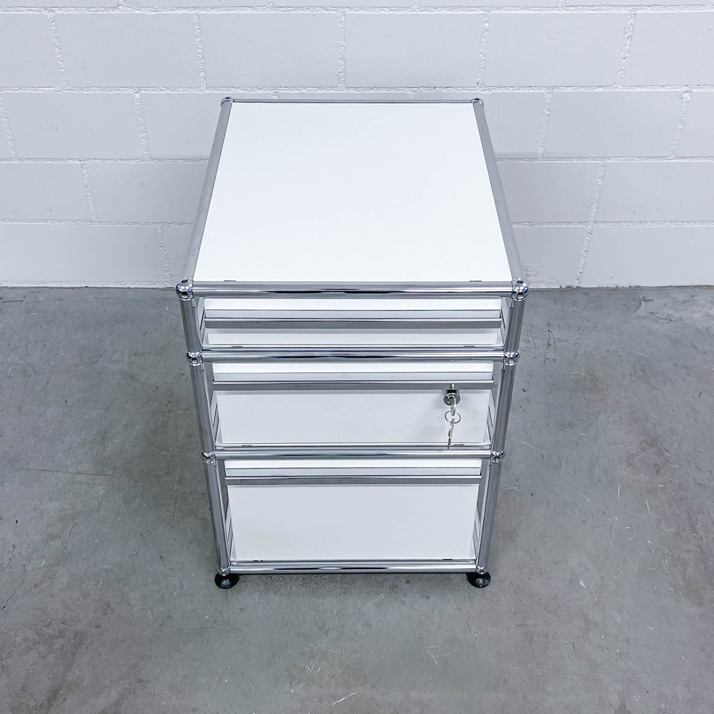 USM Korpus, Reinweiss, A5, A6, A7 Schublade, Q1